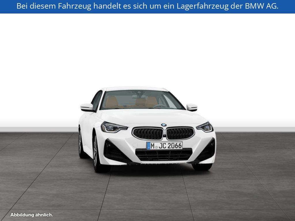 Fahrzeugabbildung BMW 218i Coupé
