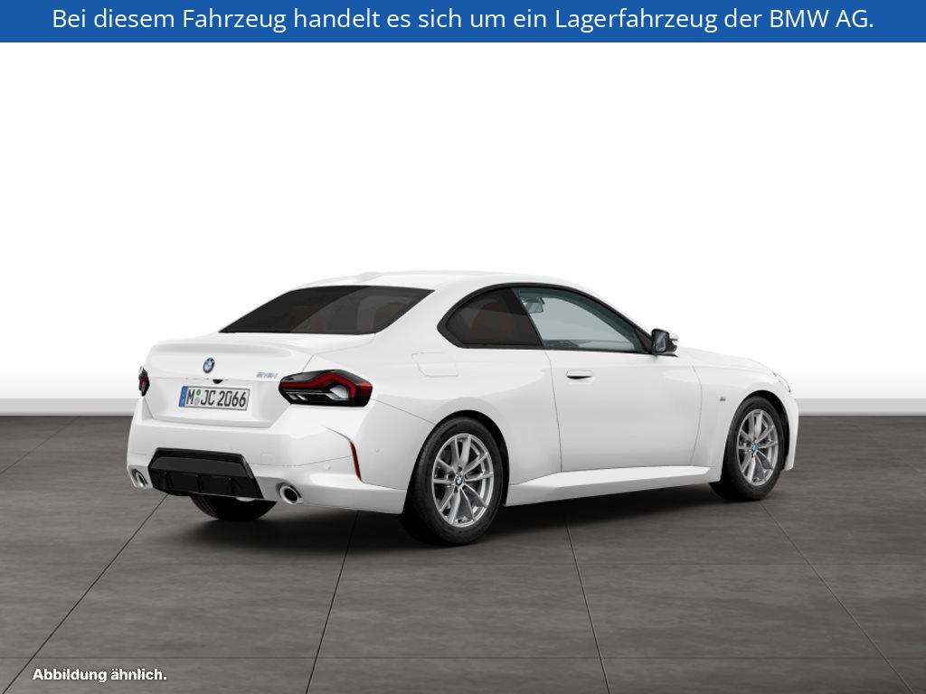 Fahrzeugabbildung BMW 218i Coupé