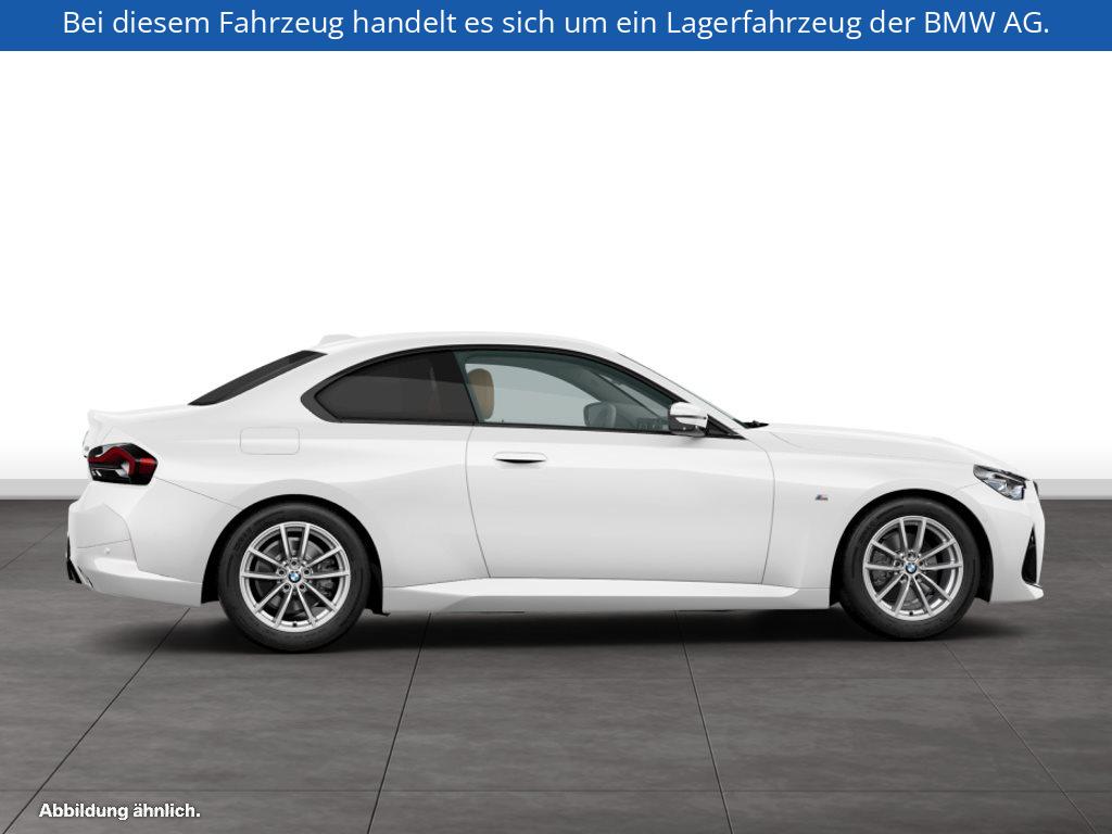 Fahrzeugabbildung BMW 218i Coupé