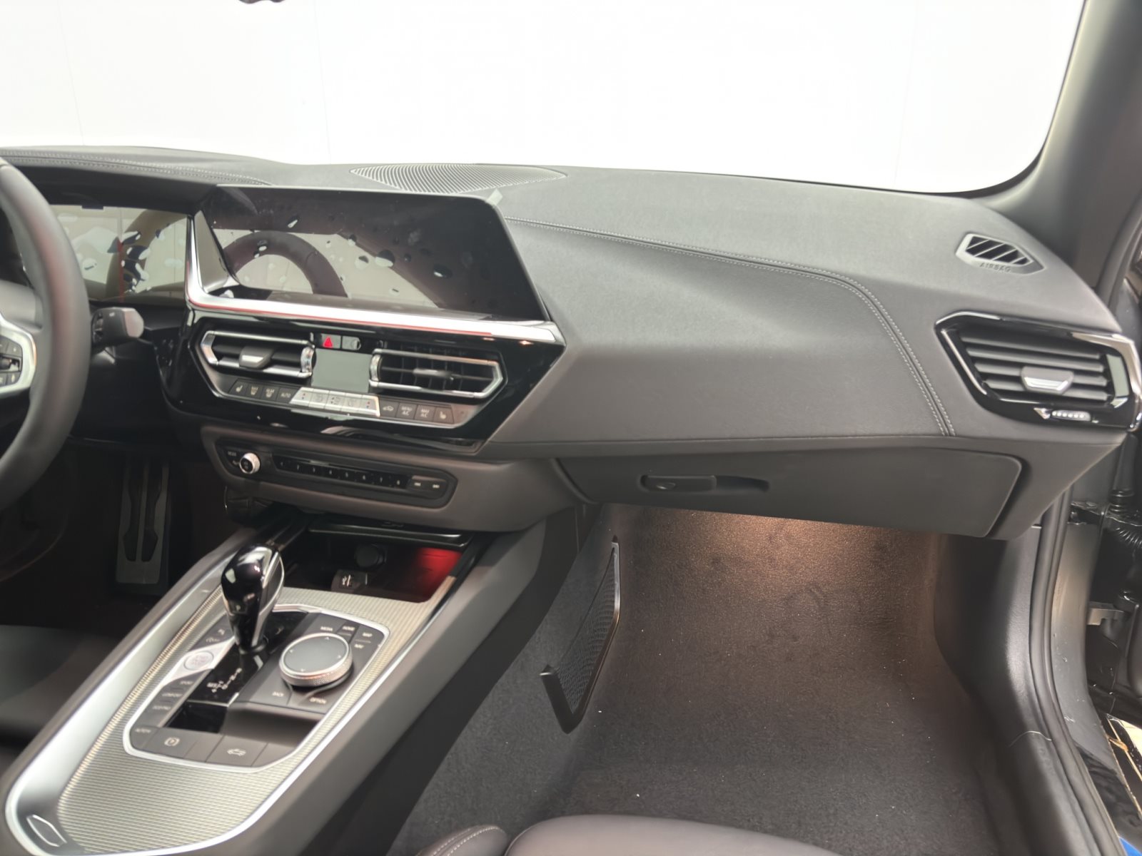 Fahrzeugabbildung BMW Z4 M40i [HUD, ACC, h&k Sound, Sitze elektr.]