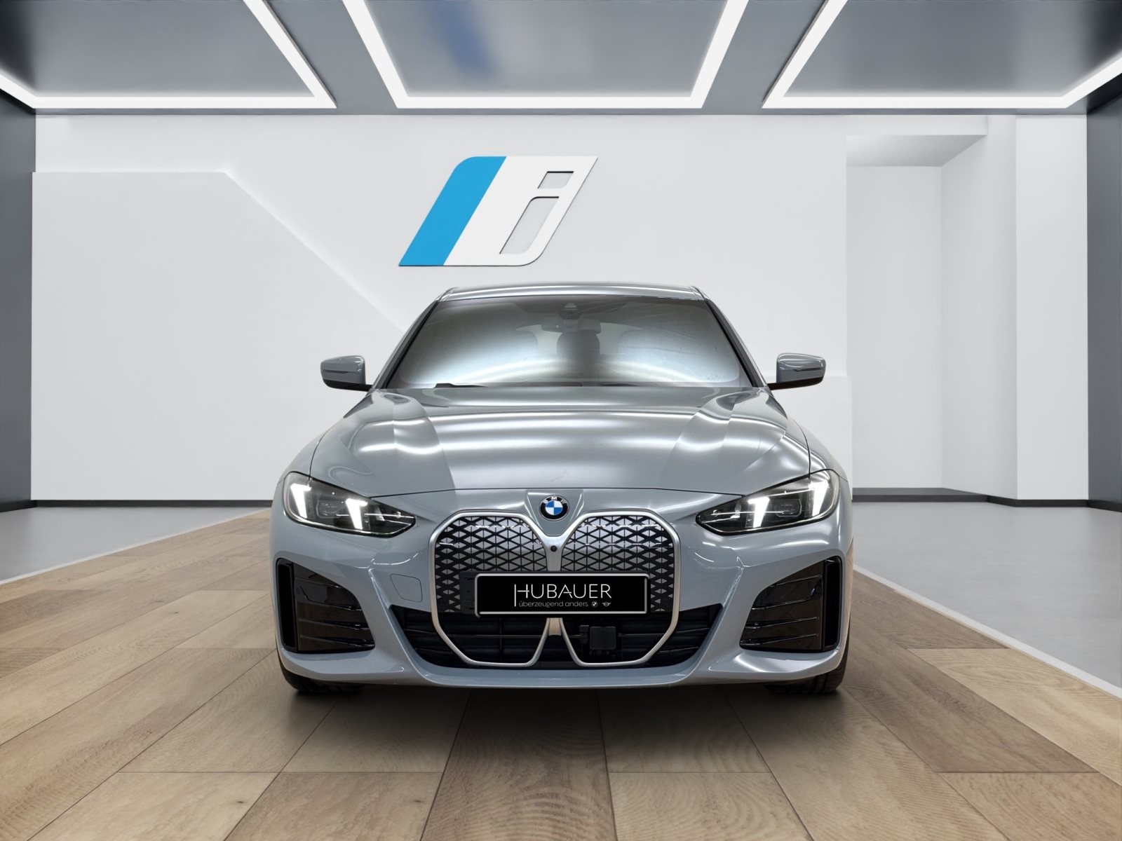 Fahrzeugabbildung BMW i4 eDrive40 [M Sport, HUD, AHK, ACC, RFK, 19 LMR]