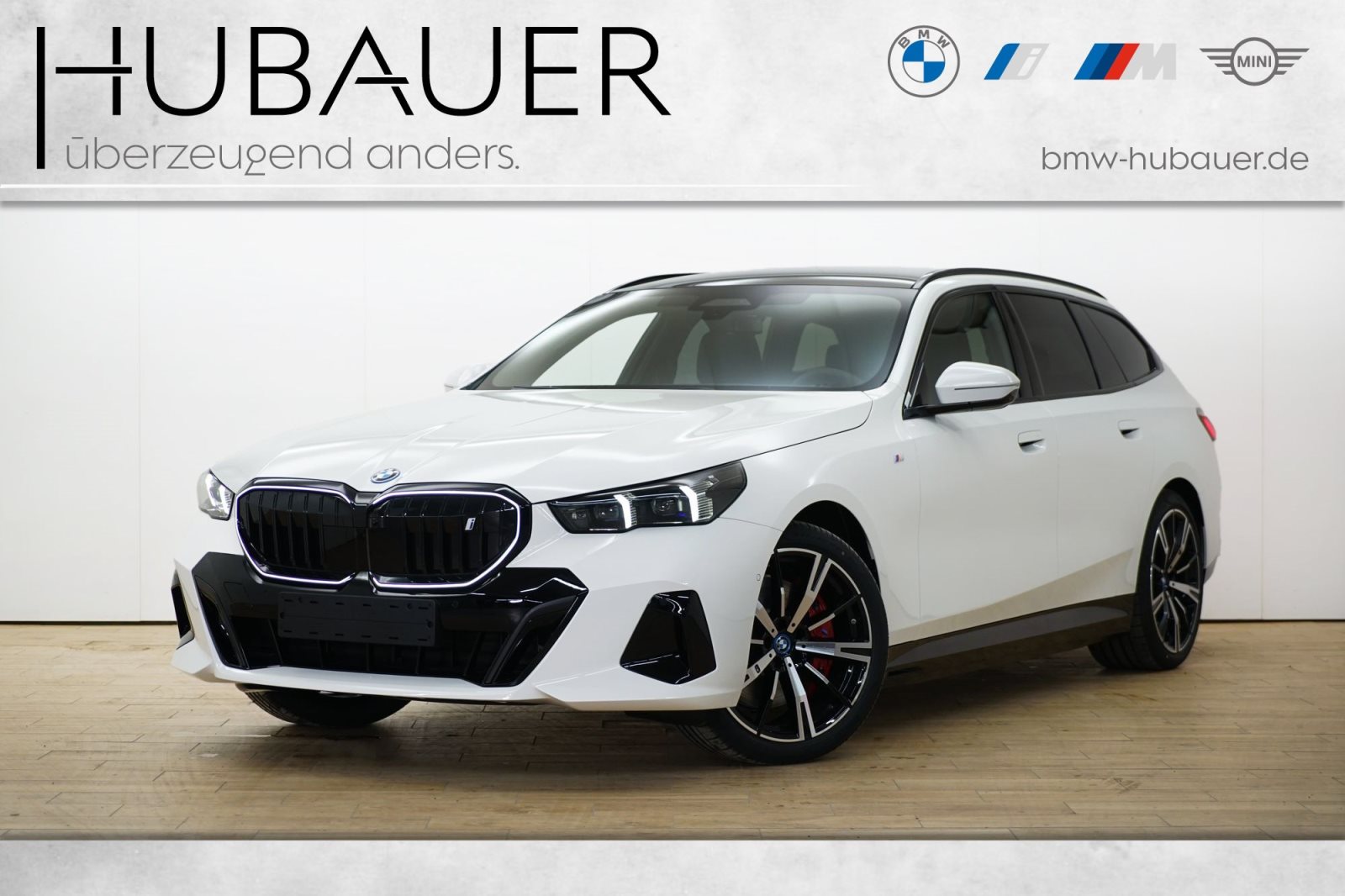 BMW i5 eDrive40 Touring [M Sport, HUD, AHK, ACC, GSD]