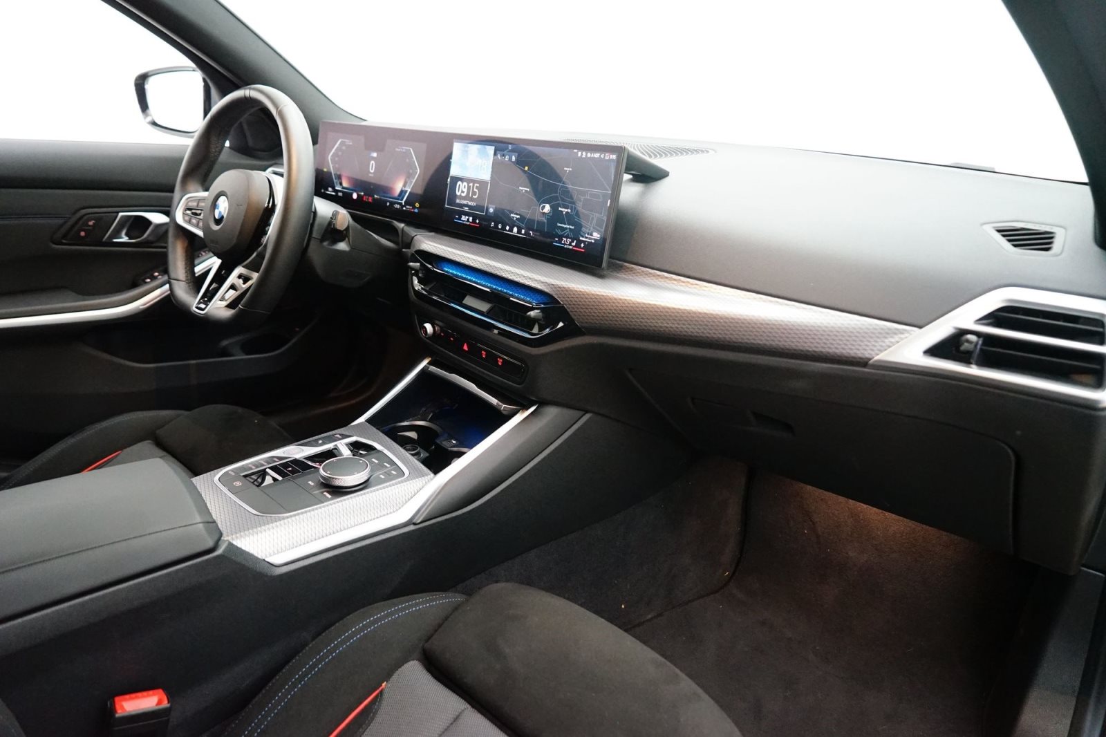 Fahrzeugabbildung BMW 320d Touring [M Sport, LC+, ACC, RFK, AHK, HiFi]