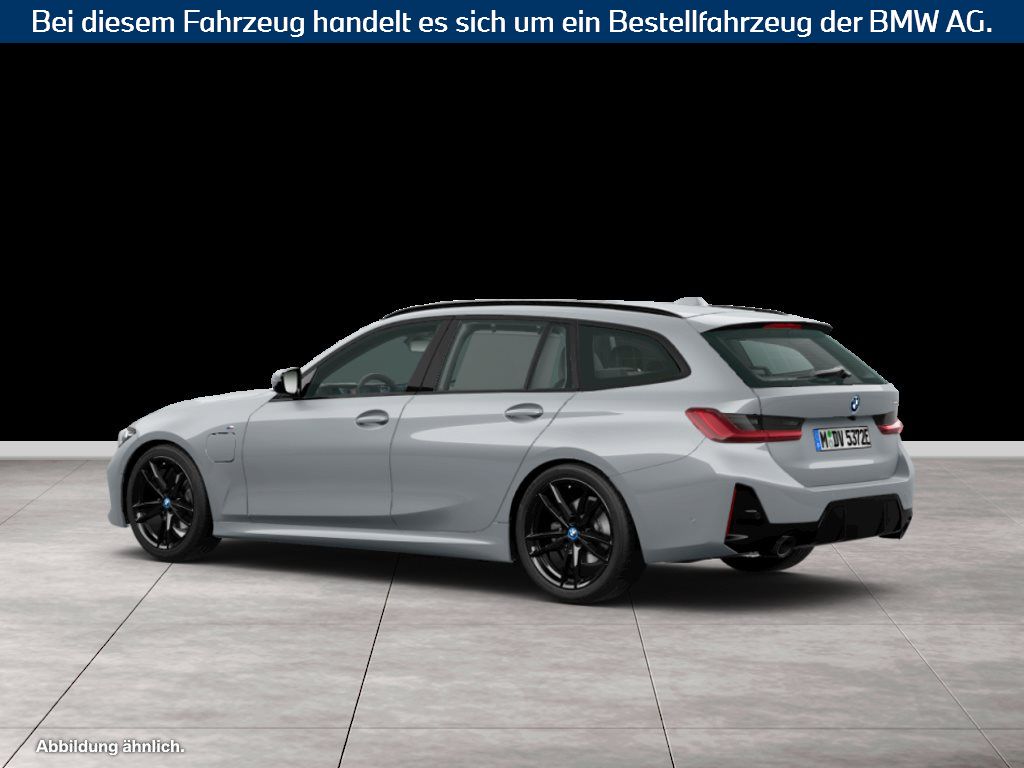 Fahrzeugabbildung BMW 330e Touring