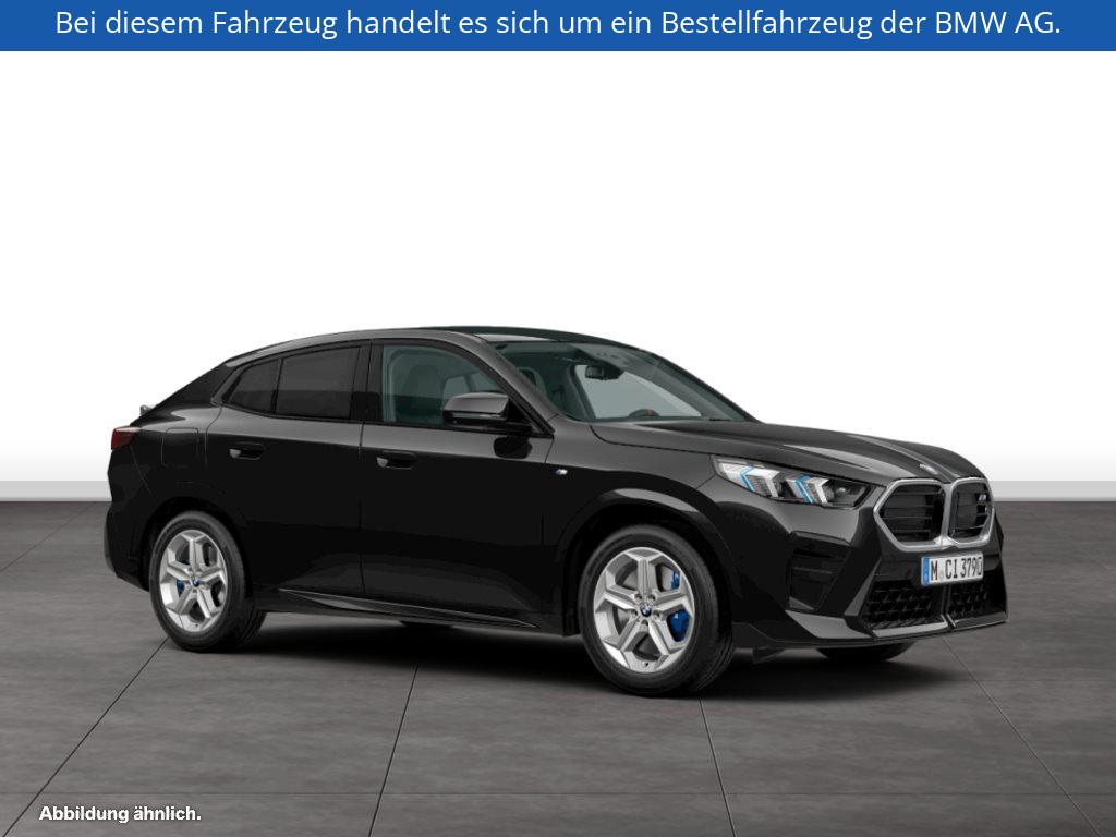 Fahrzeugabbildung BMW X2 M35i xDrive
