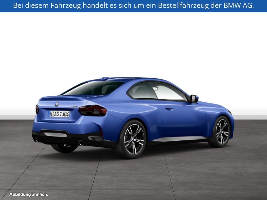 Fahrzeugabbildung BMW 218i Coupé