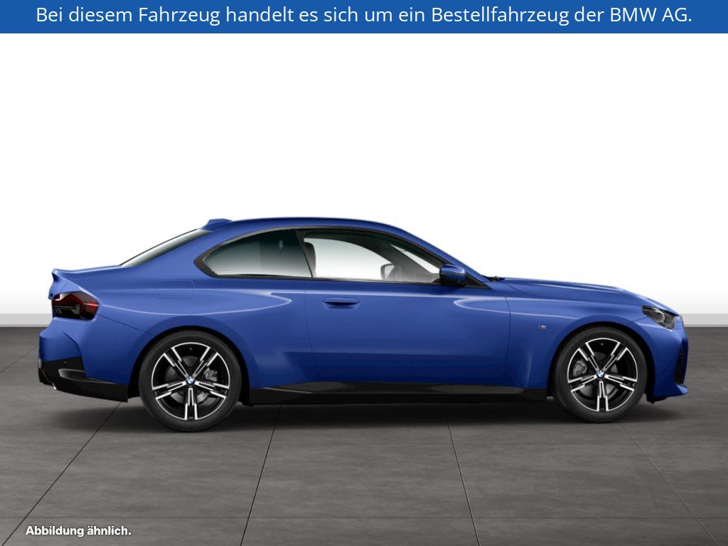 Fahrzeugabbildung BMW 218i Coupé