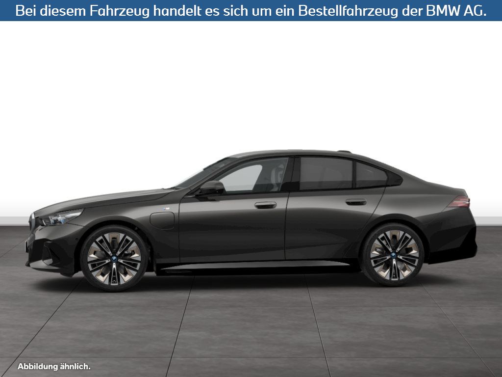 Fahrzeugabbildung BMW 550e xDrive Limousine