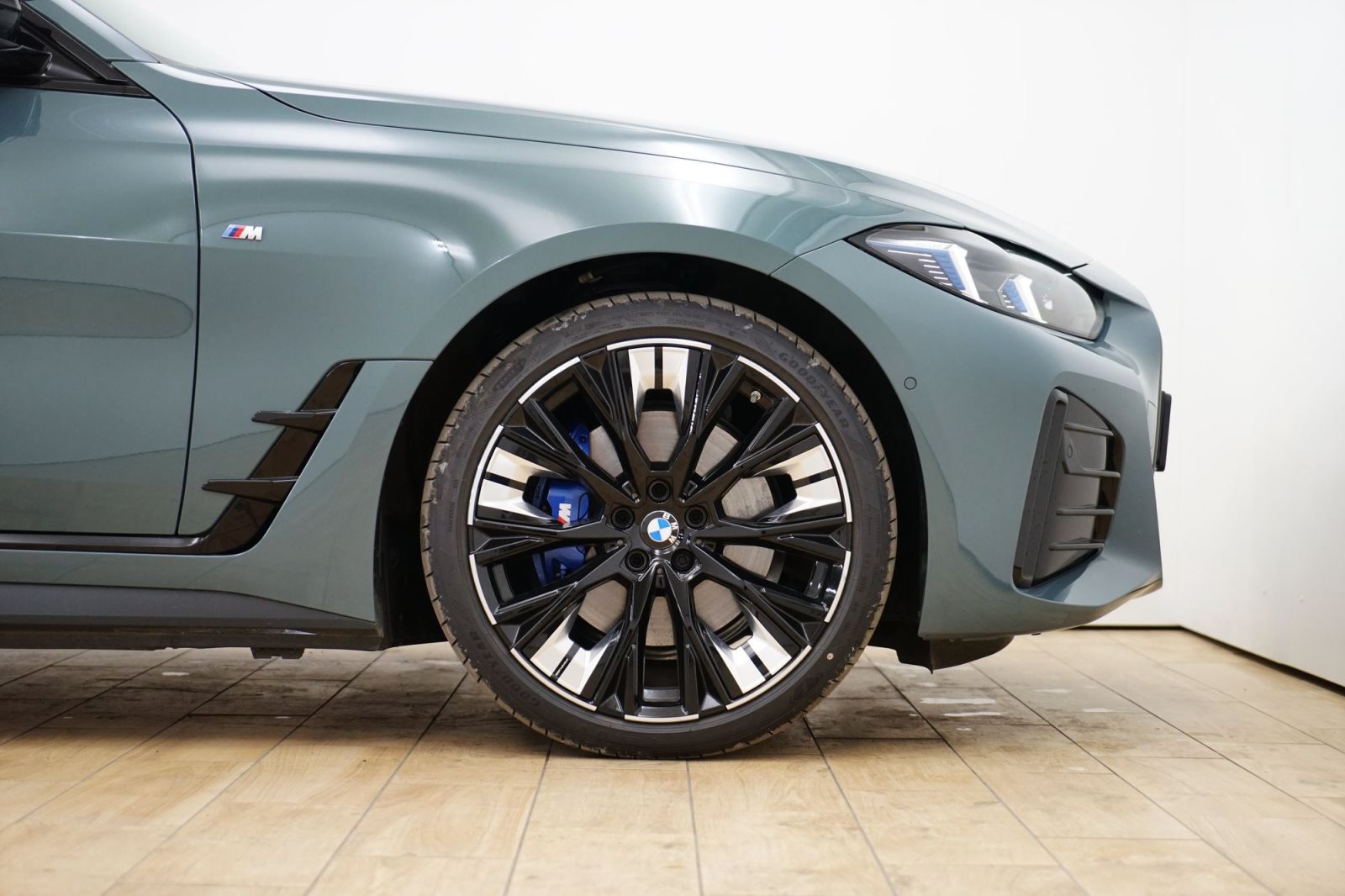 Fahrzeugabbildung BMW i4 M50 Gran Coupé [DA Prof., HK Sound, AHK]