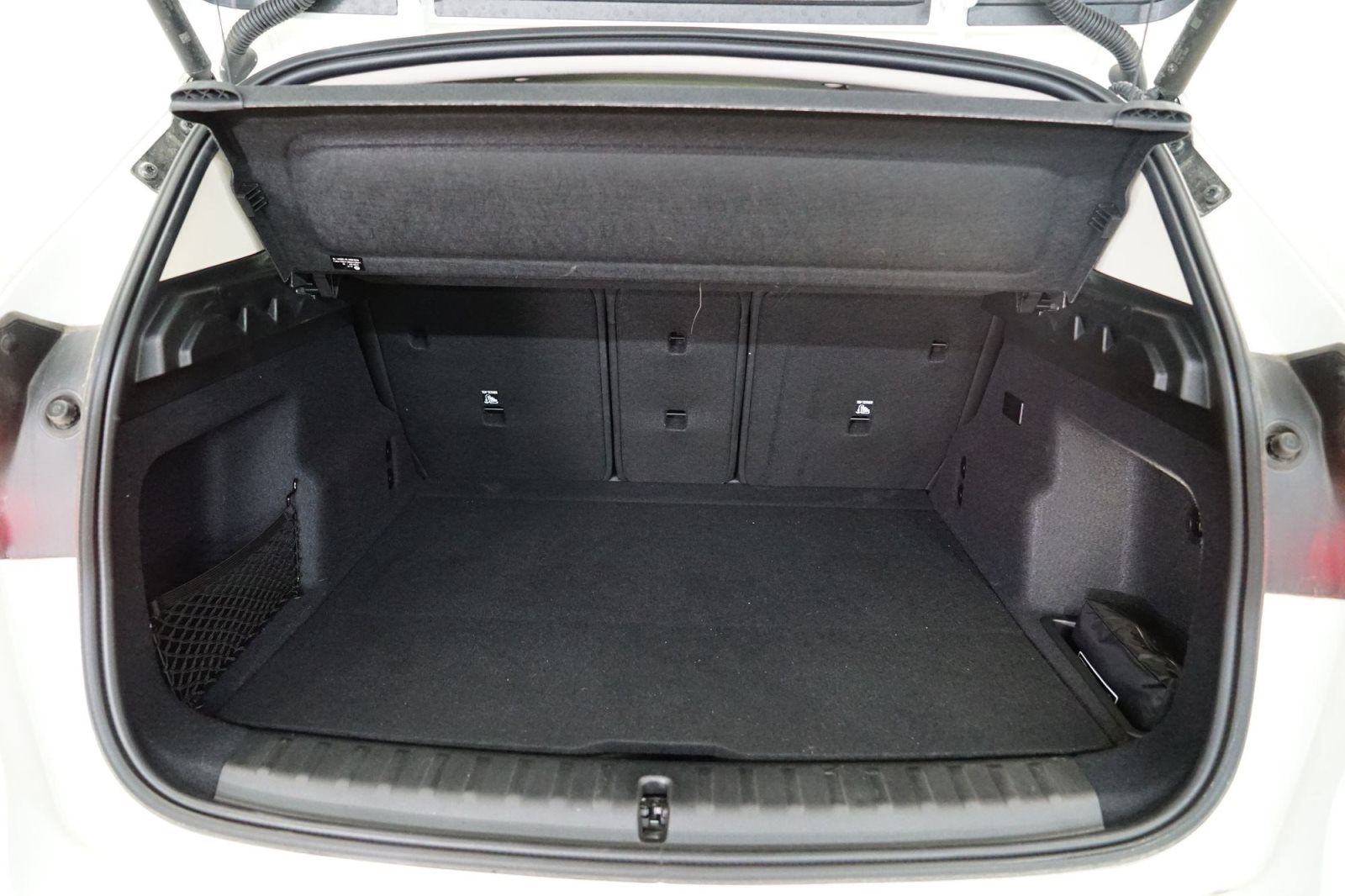 Fahrzeugabbildung BMW iX1 xDrive30 [xLine, RFK, SHZ, Anhängerkupplung]