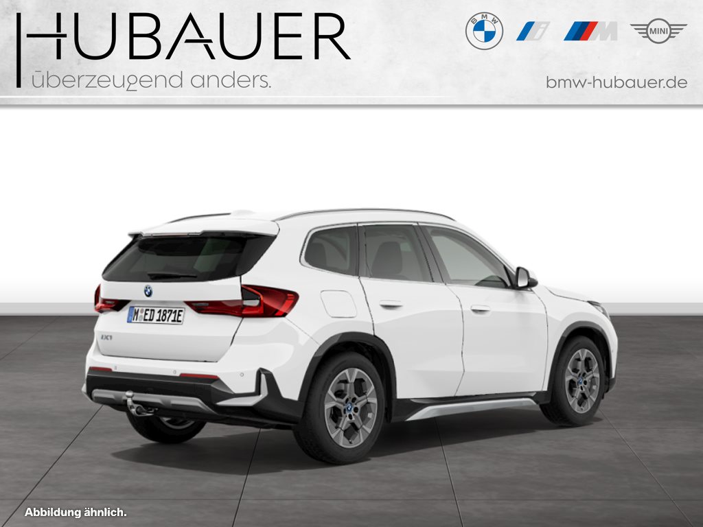 Fahrzeugabbildung BMW iX1 xDrive30 [xLine, RFK, SHZ, Anhängerkupplung]