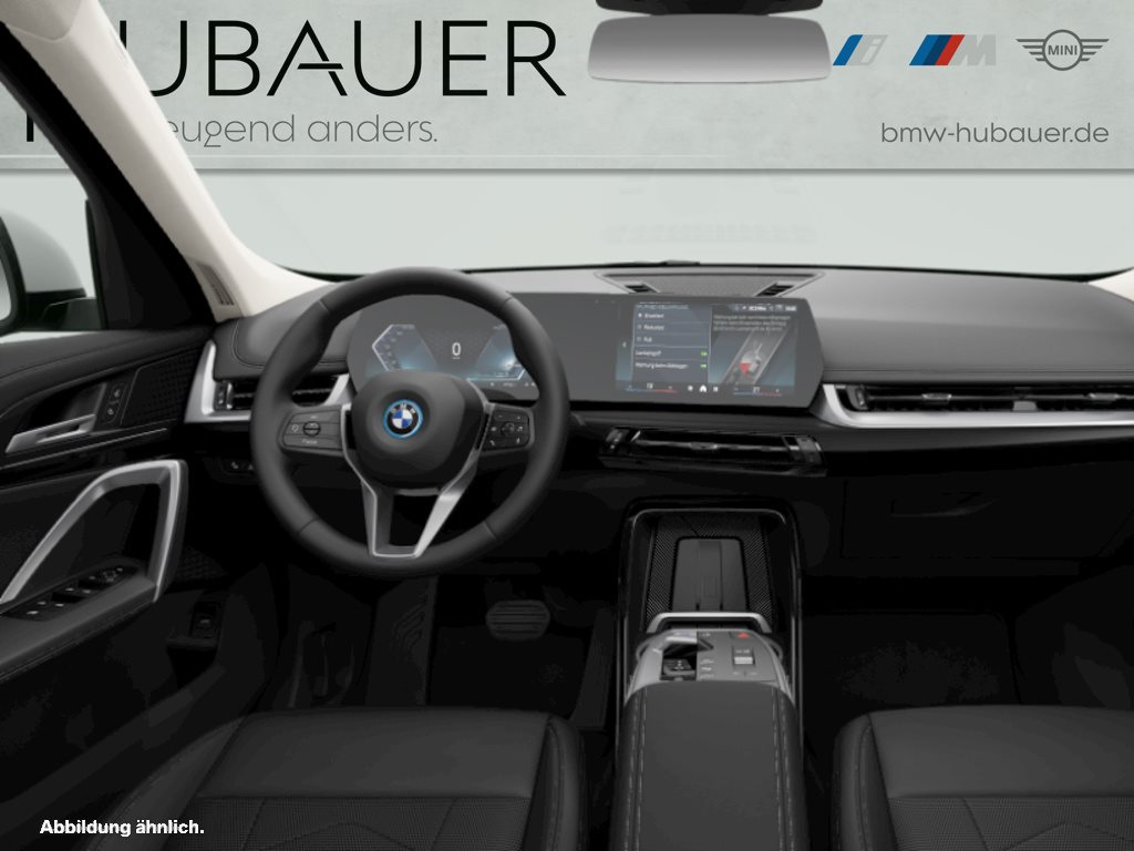 Fahrzeugabbildung BMW iX1 xDrive30 [xLine, RFK, SHZ, Anhängerkupplung]