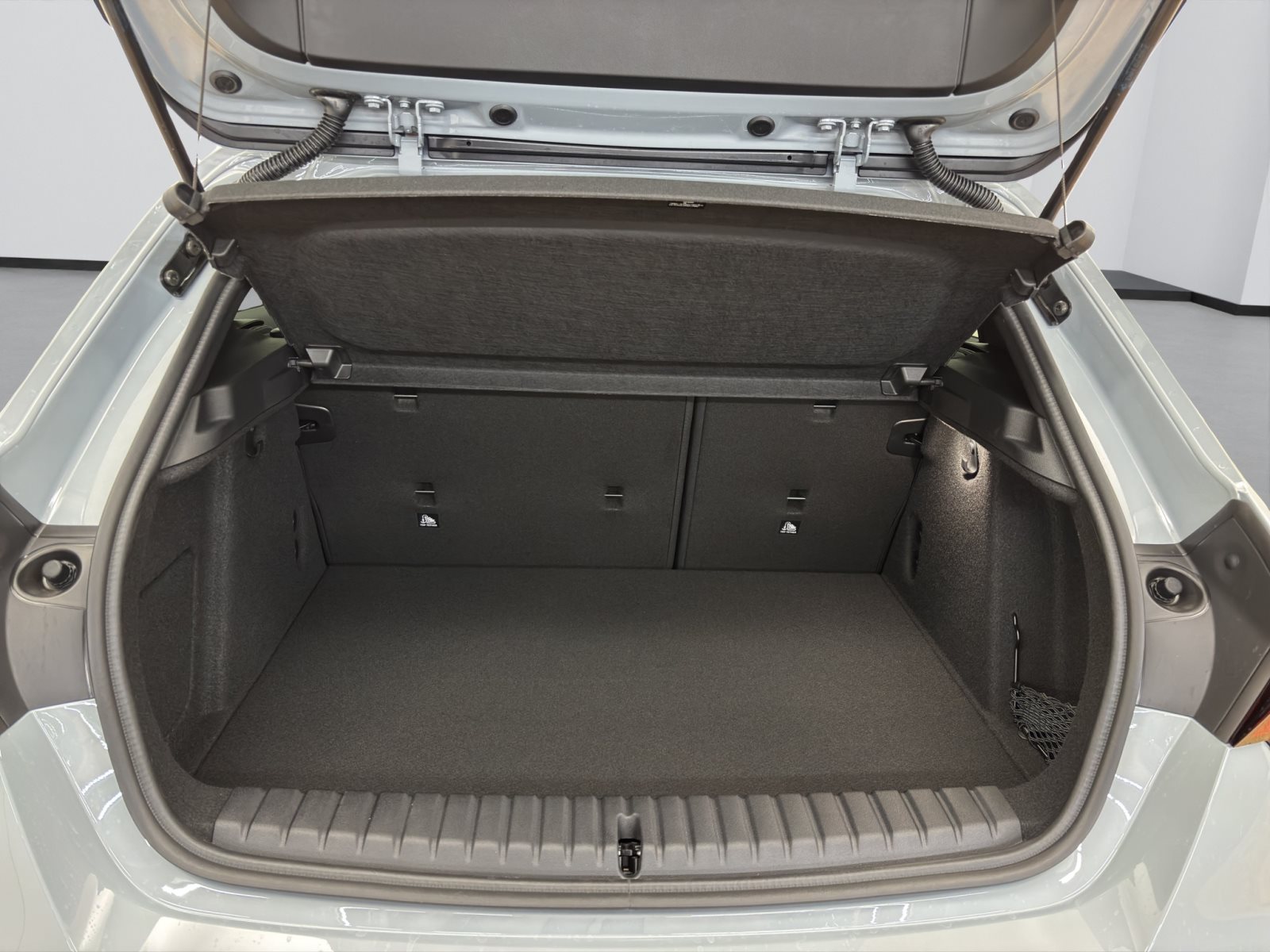 Fahrzeugabbildung BMW 120 [M Sport Pro, Navi, RFK, SHZ, 19 LMR]