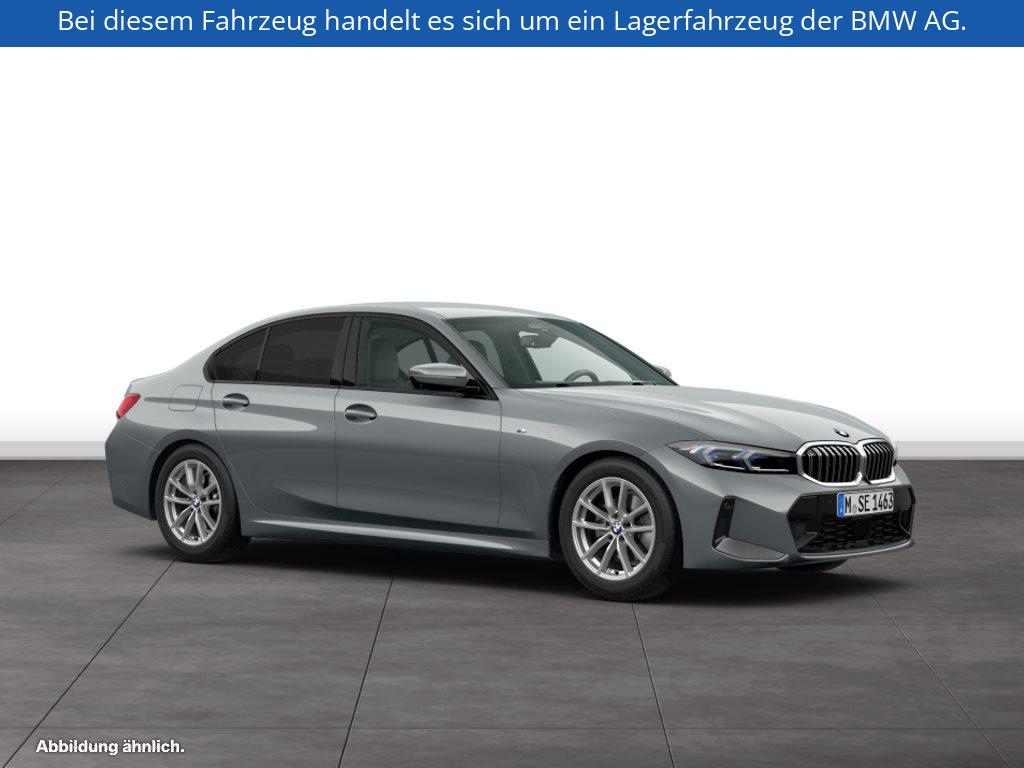 Fahrzeugabbildung BMW 330i xDrive Limousine
