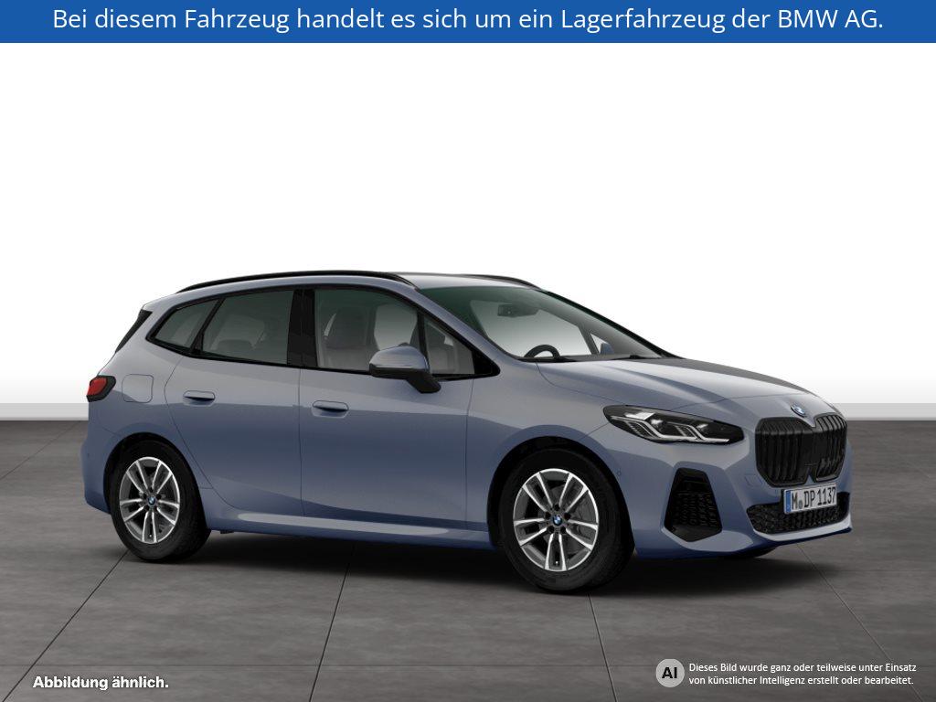 Fahrzeugabbildung BMW 220i Active Tourer