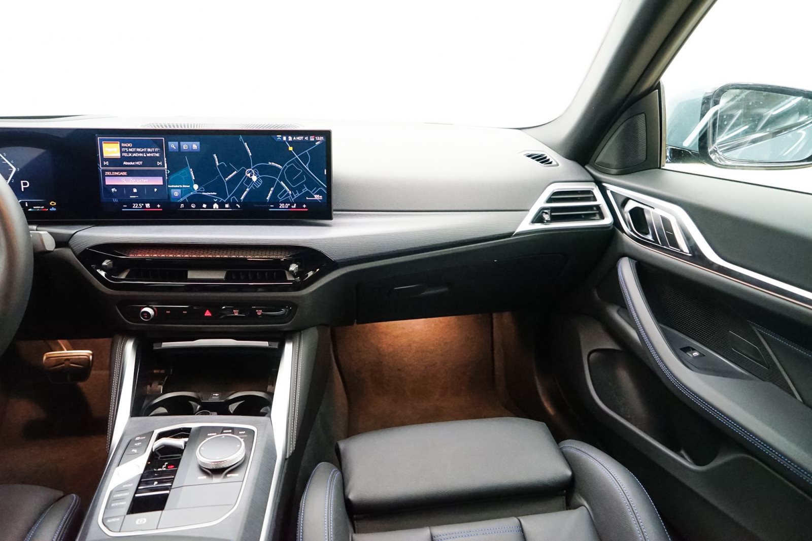 Fahrzeugabbildung BMW 430d xDrive Gran Coupé [M Sport, HUD, ACC, Sitze elektr.]