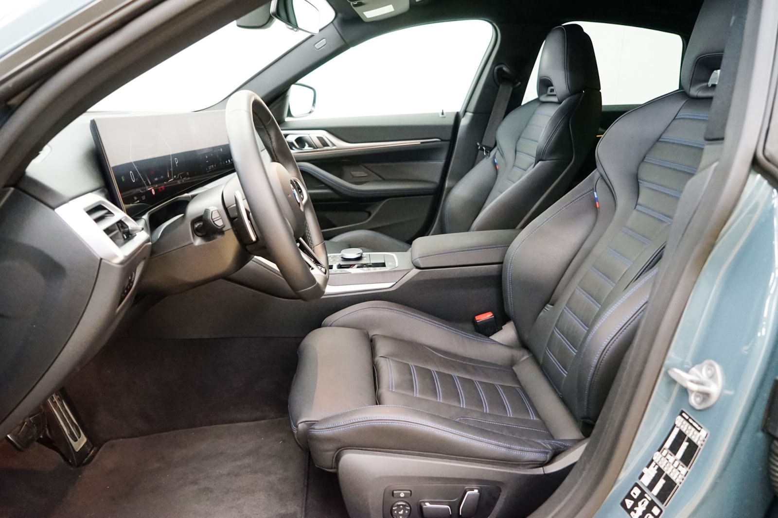 Fahrzeugabbildung BMW 430d xDrive Gran Coupé [M Sport, HUD, ACC, Sitze elektr.]