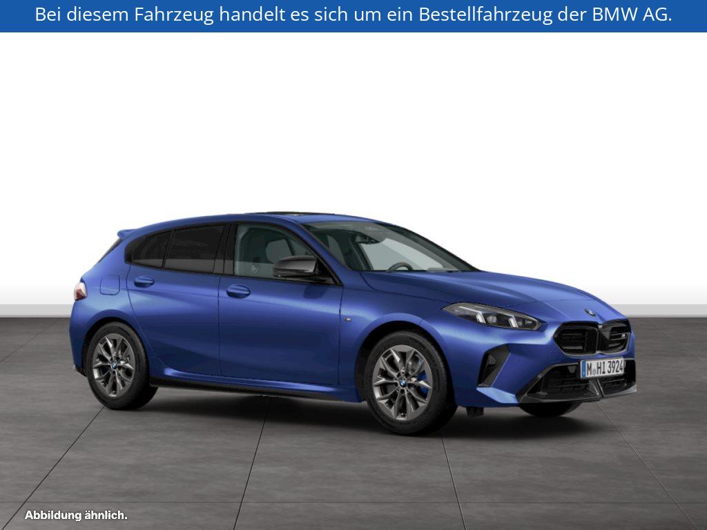 Fahrzeugabbildung BMW M135 xDrive