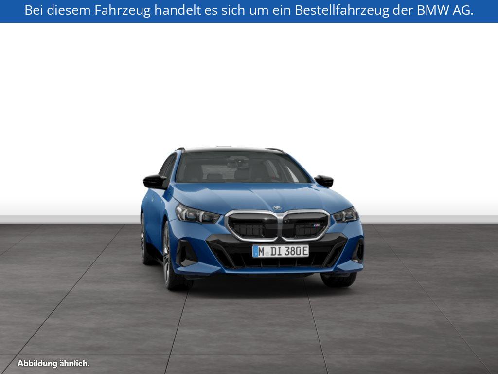 Fahrzeugabbildung BMW i5 M60 xDrive Touring