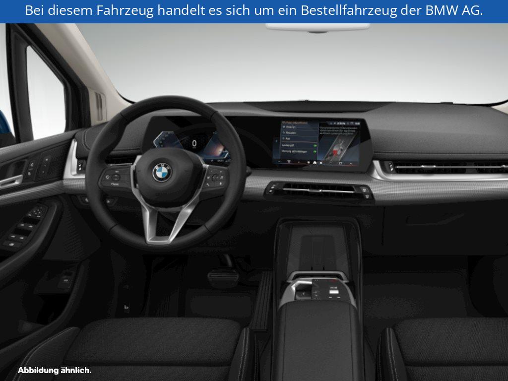 Fahrzeugabbildung BMW 220i Active Tourer