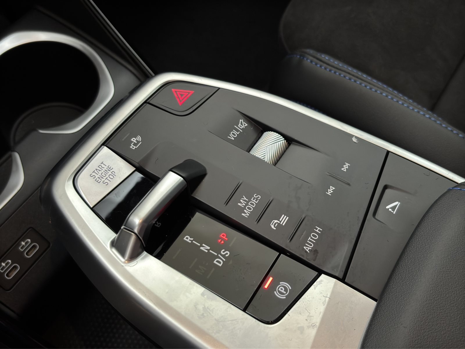 Fahrzeugabbildung BMW X1 xDrive23i [M Sport Pro, HUD, AHK, ACC, Sitze elektr.]