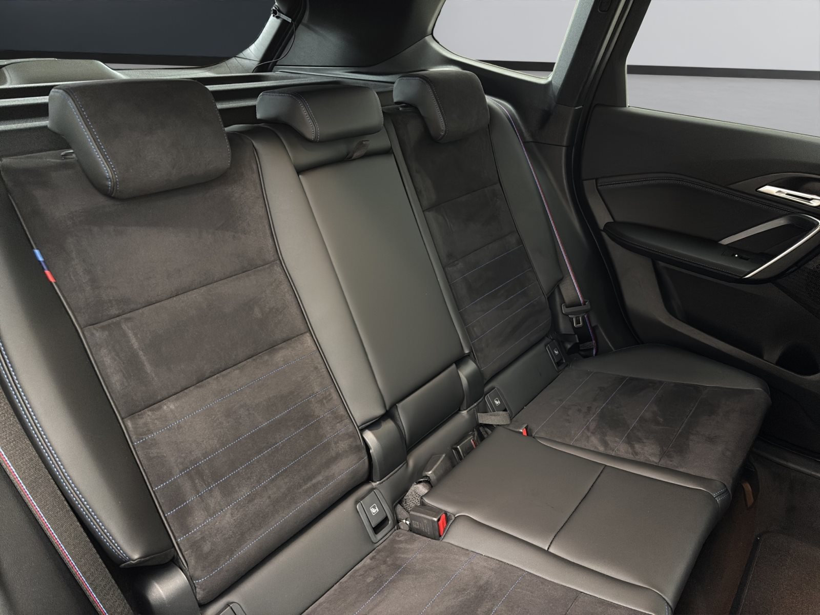 Fahrzeugabbildung BMW X1 xDrive23i [M Sport Pro, HUD, AHK, ACC, Sitze elektr.]