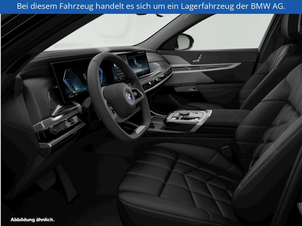 Fahrzeugabbildung BMW 750e xDrive Limousine