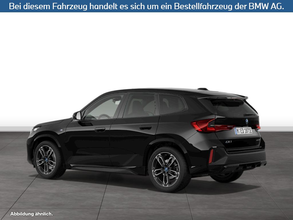 Fahrzeugabbildung BMW iX1 xDrive30