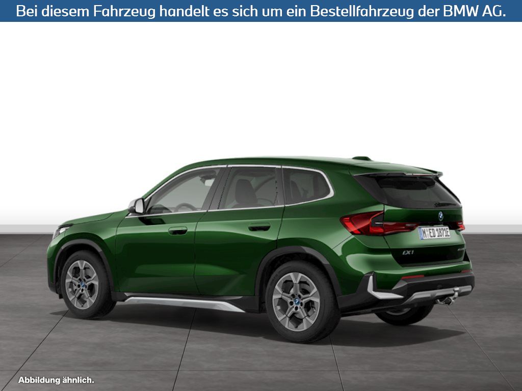 Fahrzeugabbildung BMW iX1 xDrive30