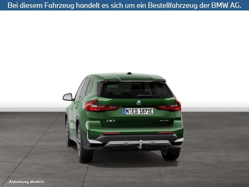 Fahrzeugabbildung BMW iX1 xDrive30