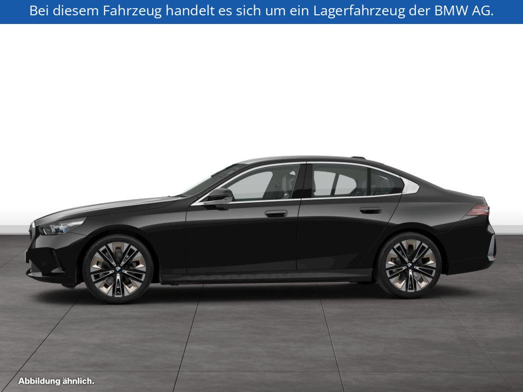 Fahrzeugabbildung BMW 520i Limousine