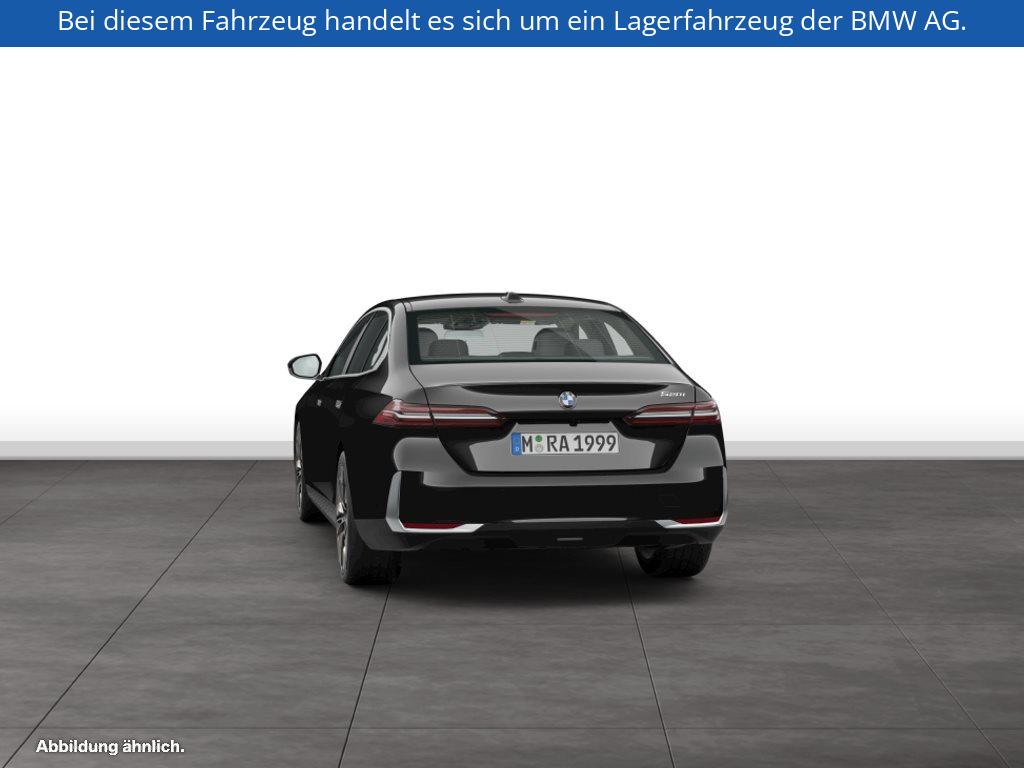 Fahrzeugabbildung BMW 520i Limousine