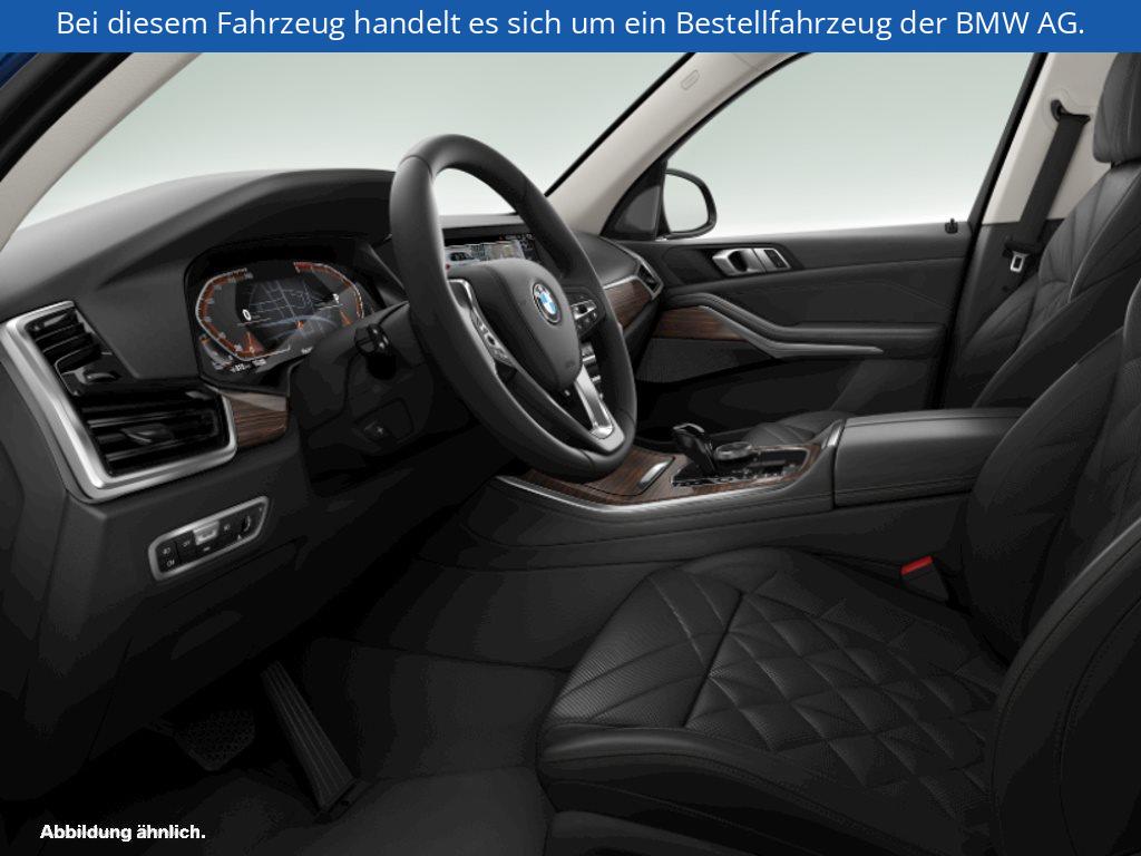 Fahrzeugabbildung BMW X5 xDrive30d