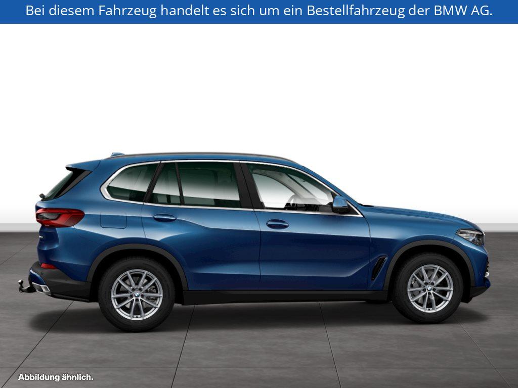 Fahrzeugabbildung BMW X5 xDrive30d