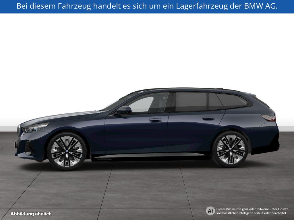 Fahrzeugabbildung BMW i5 xDrive40 Touring