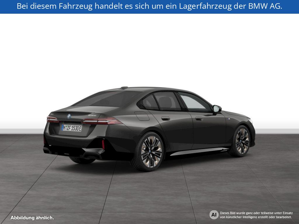 Fahrzeugabbildung BMW 530e xDrive