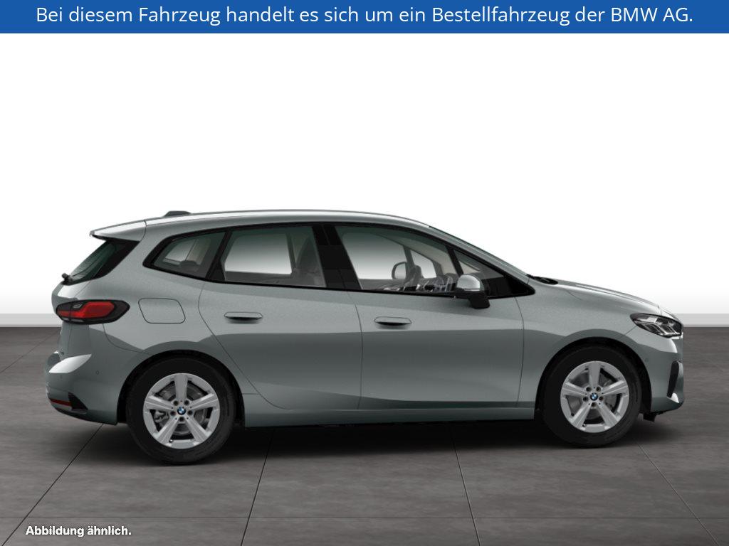Fahrzeugabbildung BMW 220i Active Tourer