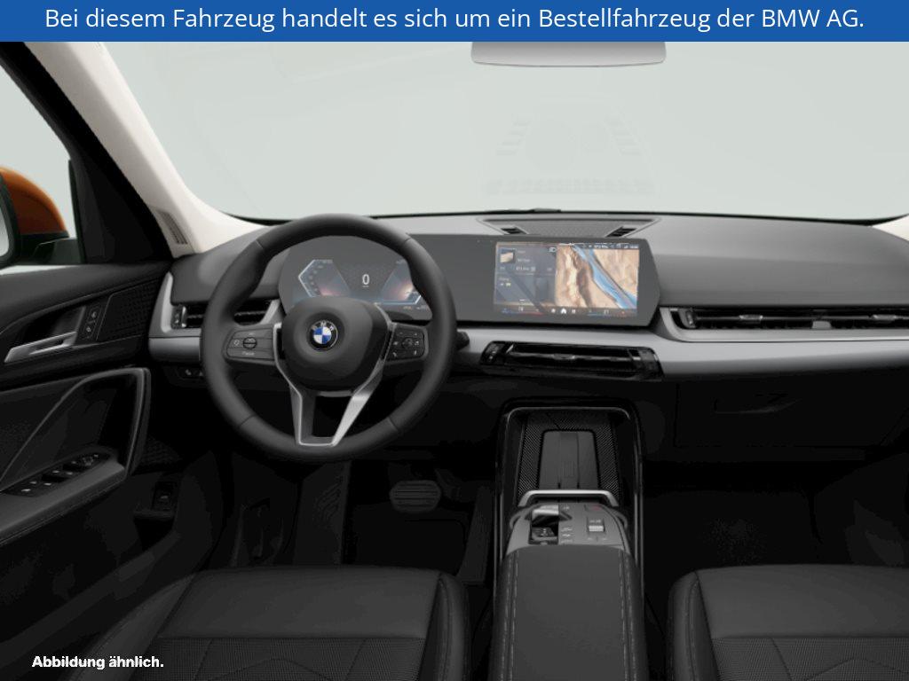 Fahrzeugabbildung BMW X1 sDrive20i