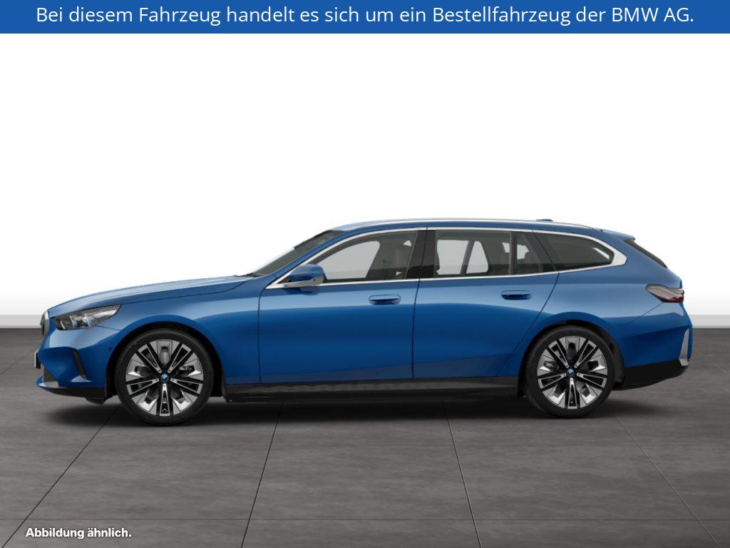 Fahrzeugabbildung BMW i5 eDrive40 Touring