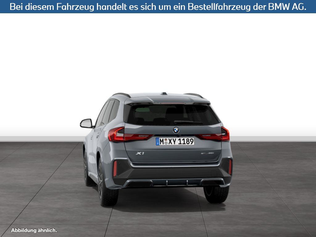 Fahrzeugabbildung BMW X1 sDrive20i