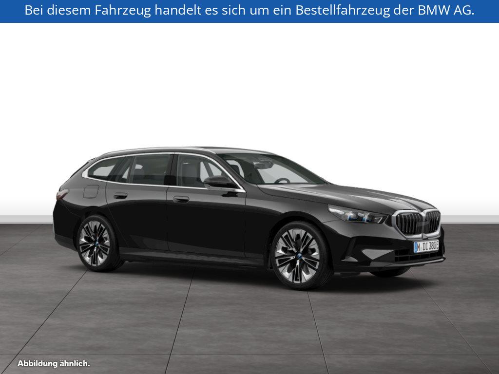 Fahrzeugabbildung BMW i5 eDrive40 Touring