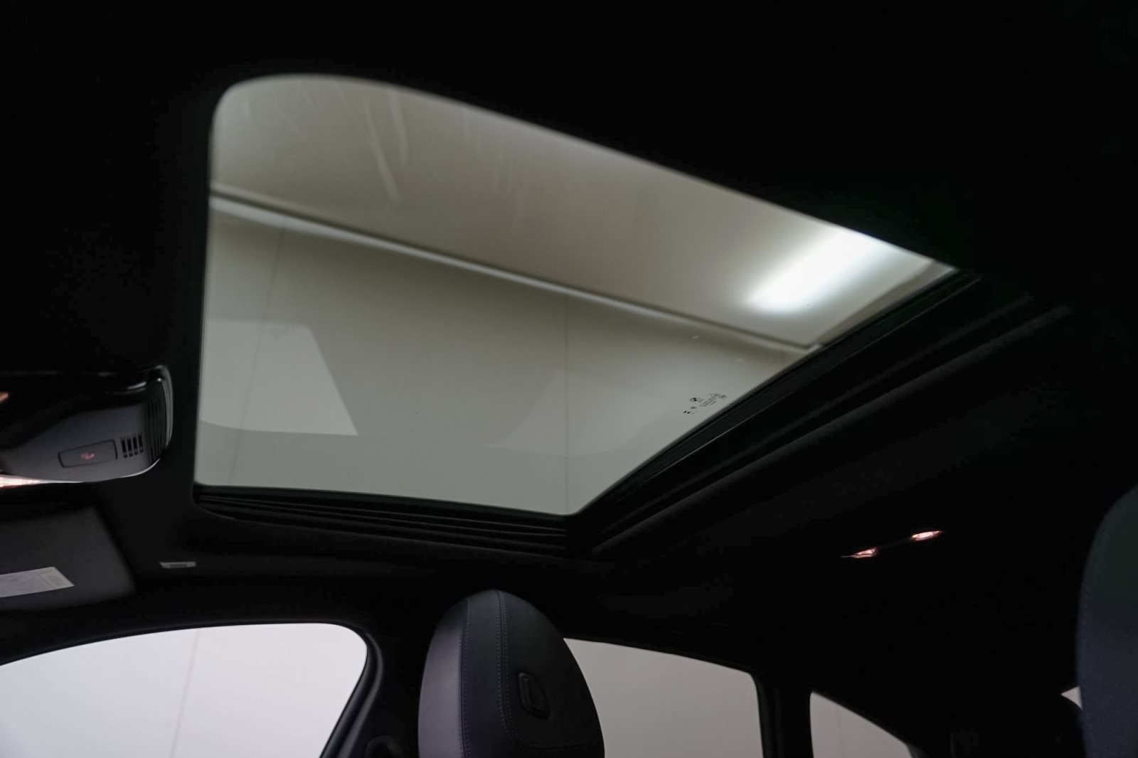 Fahrzeugabbildung BMW i4 M50 Gran Coupé [M Sport, LC Prof., Laser]