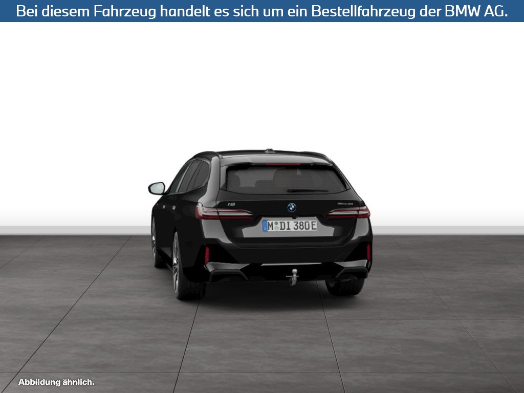 Fahrzeugabbildung BMW i5 eDrive40 Touring