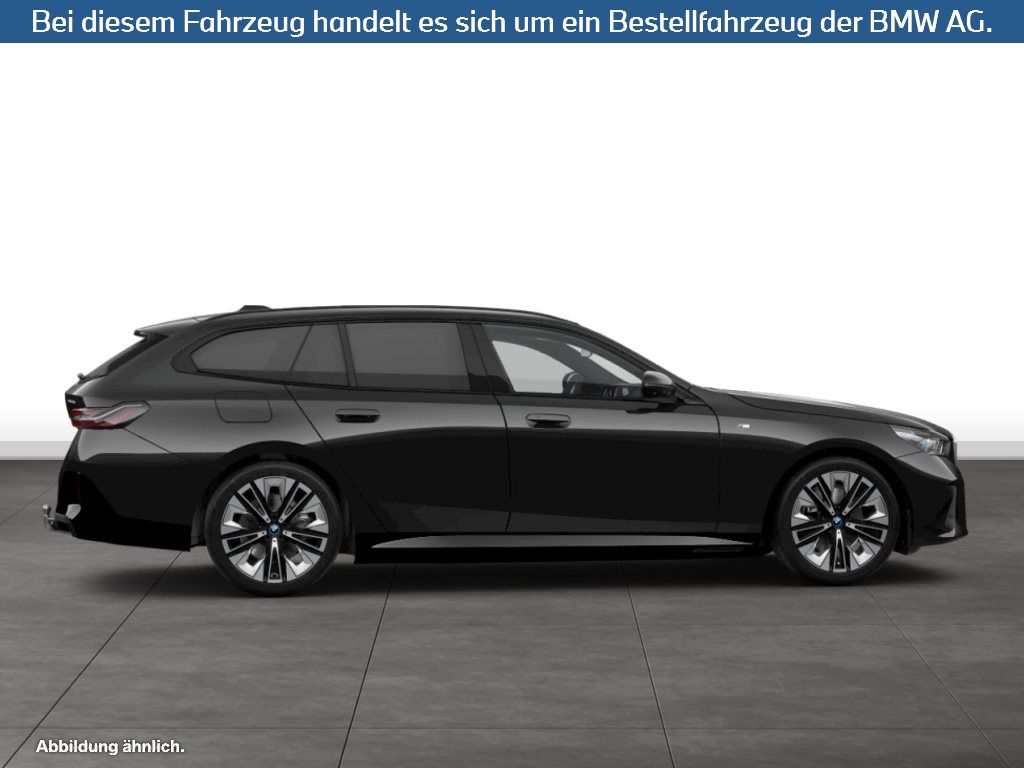 Fahrzeugabbildung BMW i5 eDrive40 Touring