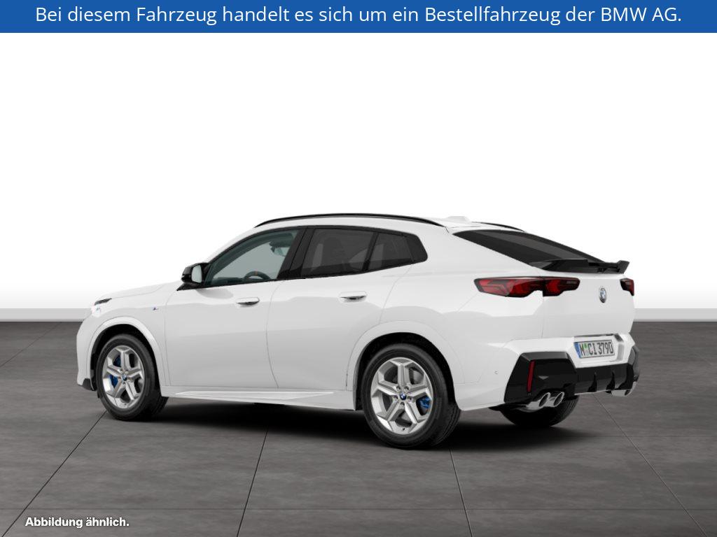 Fahrzeugabbildung BMW X2 M35i xDrive