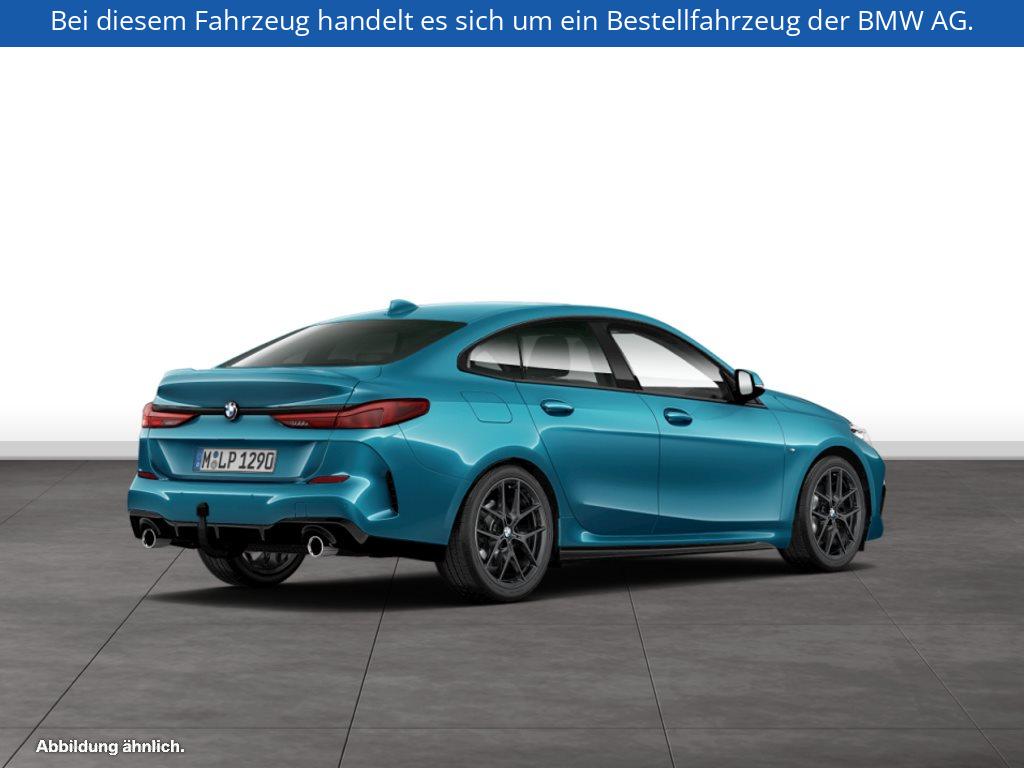 Fahrzeugabbildung BMW 220i Gran Coupé