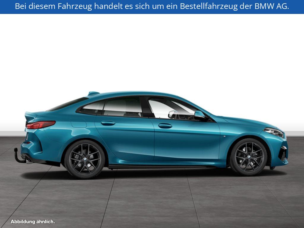 Fahrzeugabbildung BMW 220i Gran Coupé