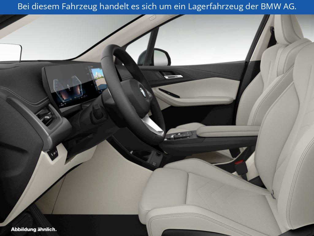 Fahrzeugabbildung BMW 220i Active Tourer