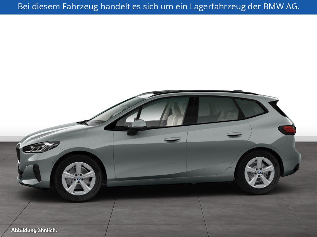 Fahrzeugabbildung BMW 220i Active Tourer