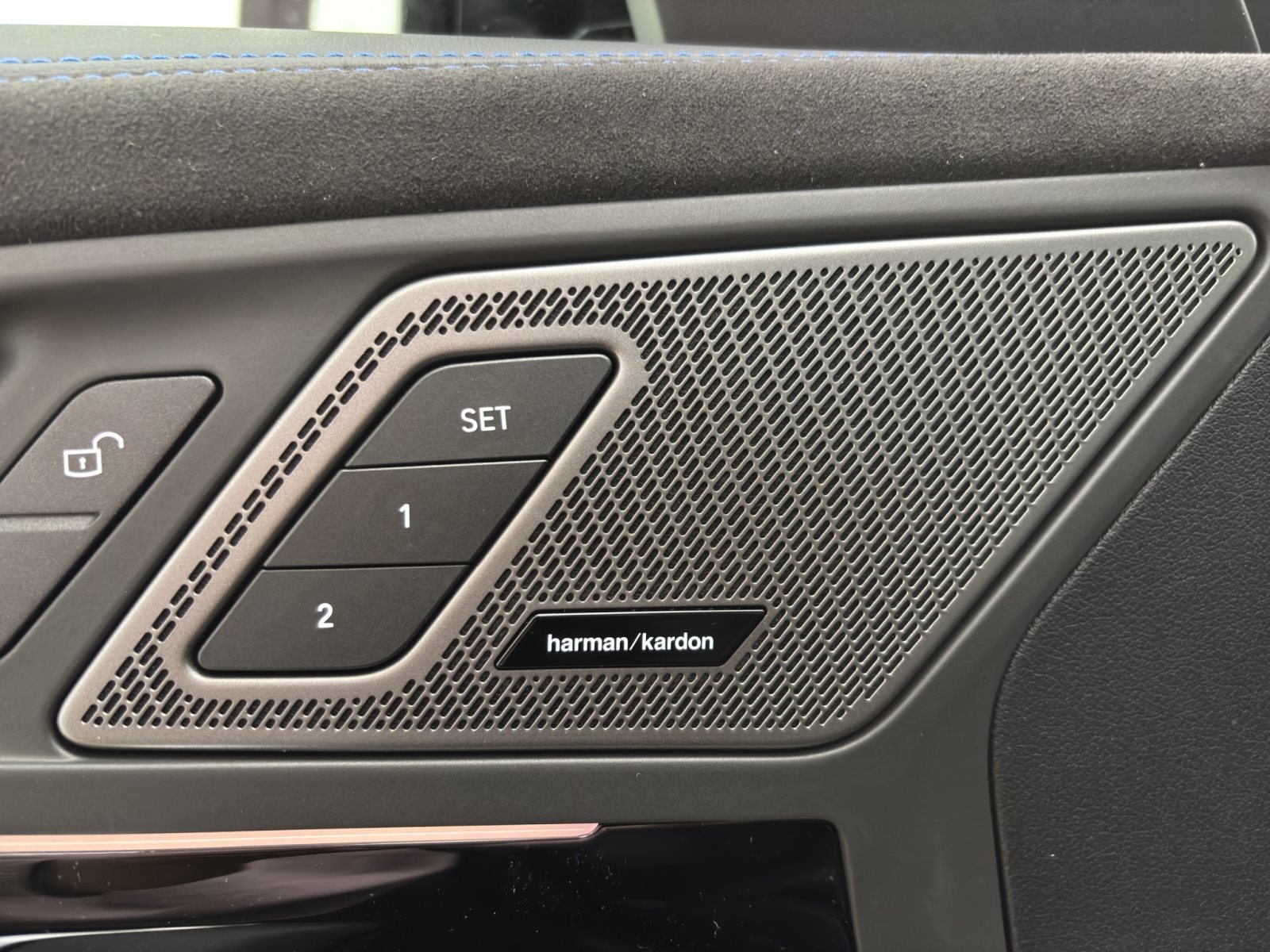 Fahrzeugabbildung BMW X1 M35i xDrive [M Sport Pro, HUD, AHK, ACC, 20 LMR]